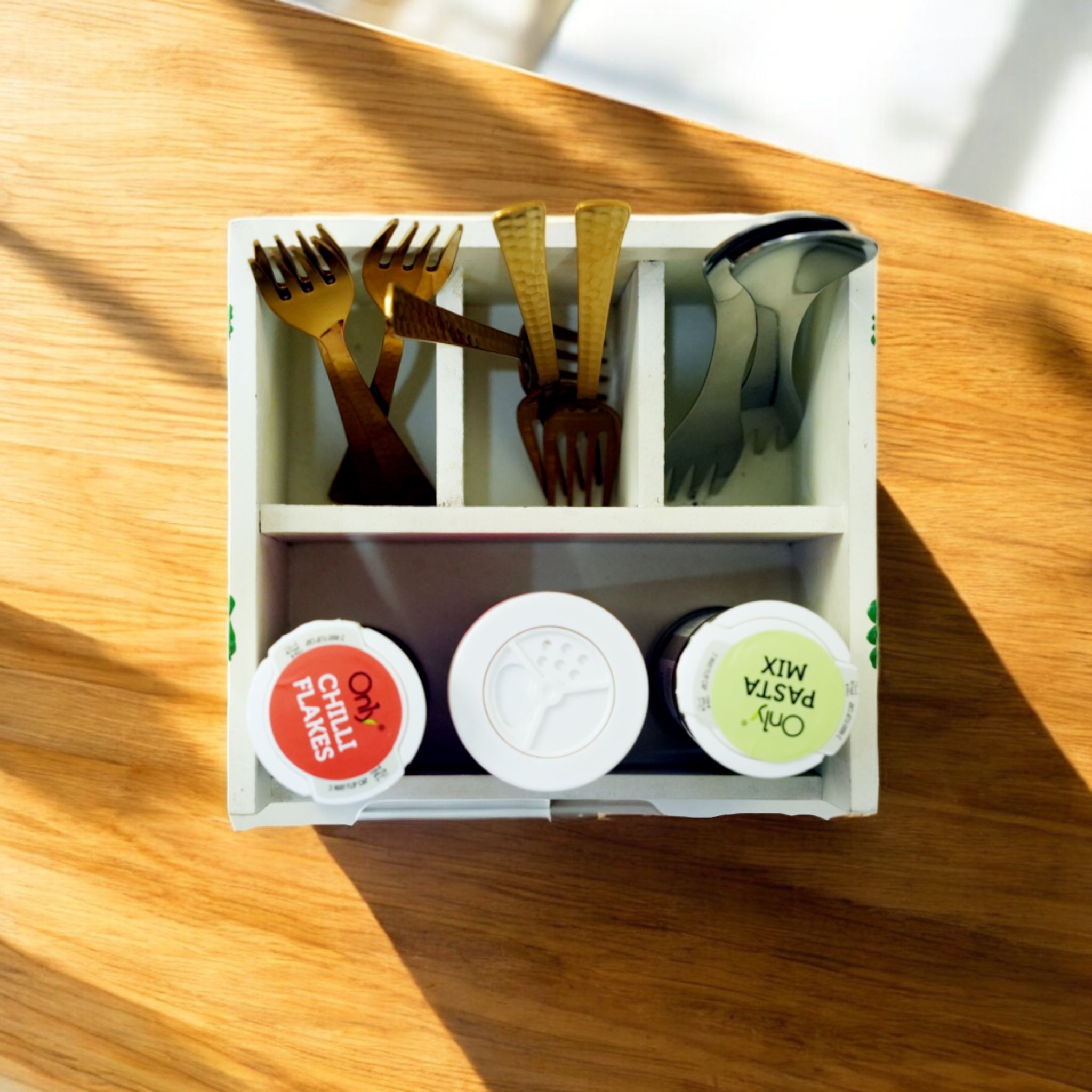 Tropical Cutlery & Utensil Holder – Handmade Wooden Kitchen Organizer